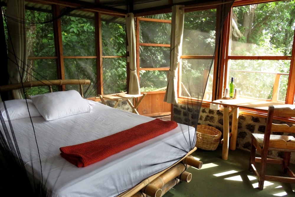 Comfort Loft, Lake View, Garden Area photo 1