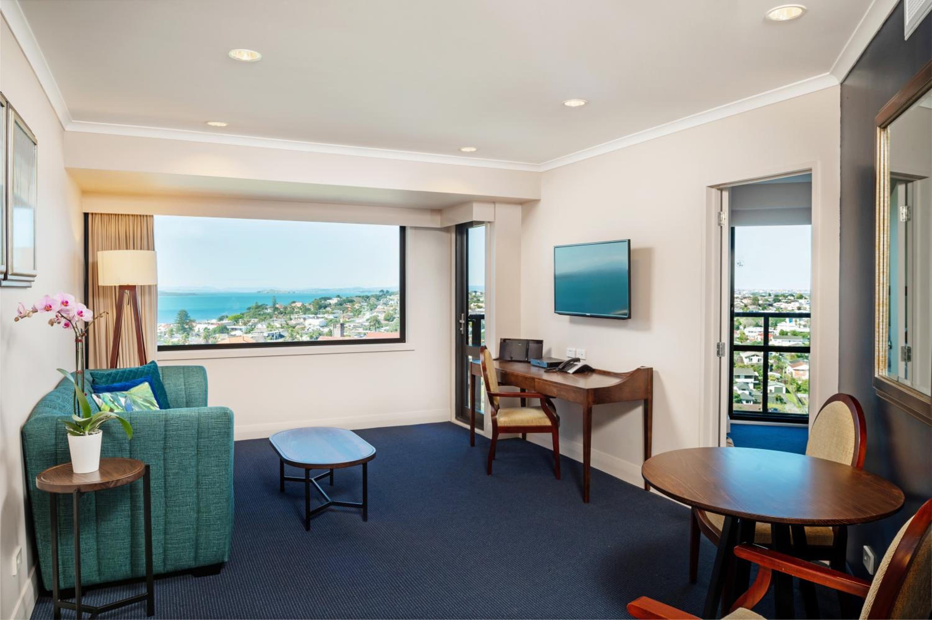 Suite with Balcony - Photo 1