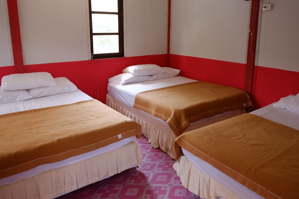 Bungalow For 8 Persons photo 2