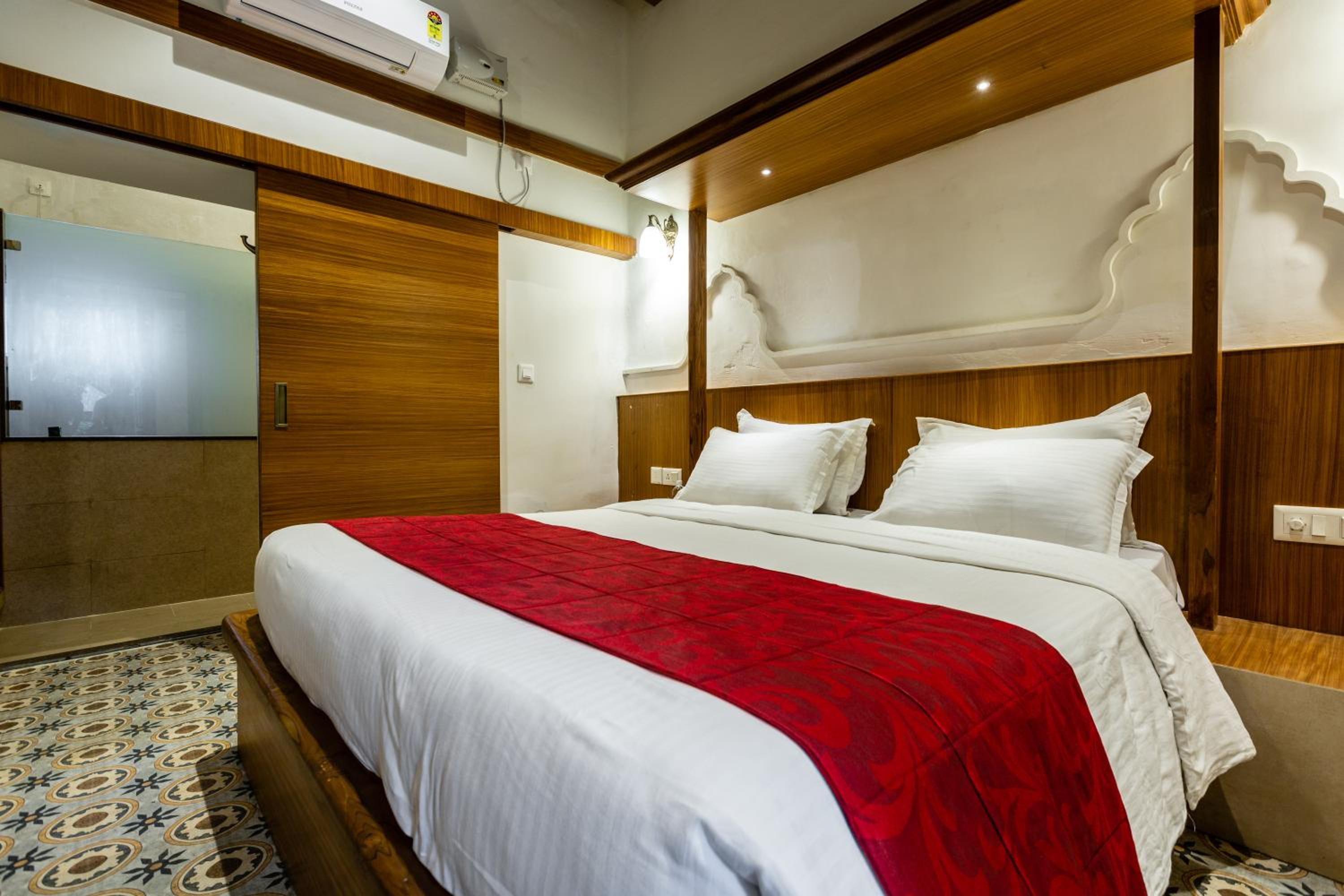 Deluxe Room photo 1