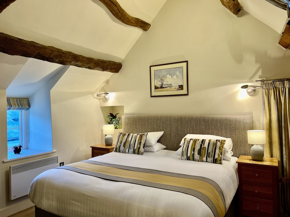 Standard Double or Twin Room, Ensuite (Room 6 Dolwyddelan ) photo 3