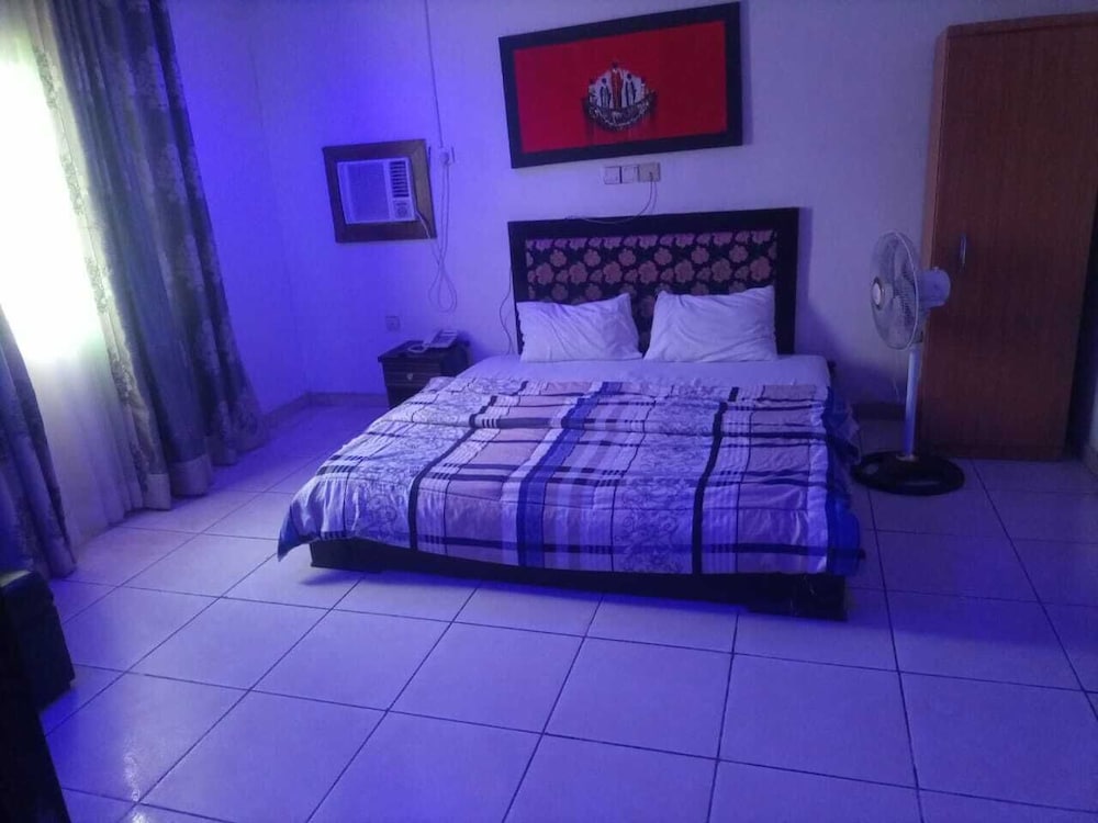 Deluxe Room, 1 Queen Bed