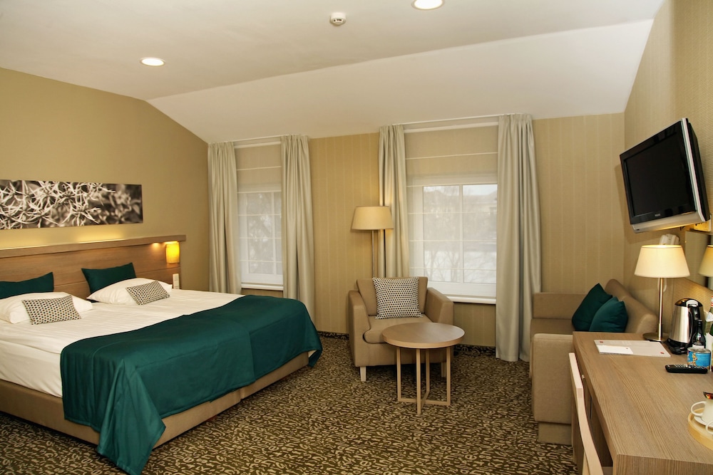 Deluxe Room - Photo 1