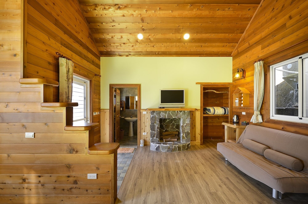 Green Family Mountain View Quadruple Room photo 2