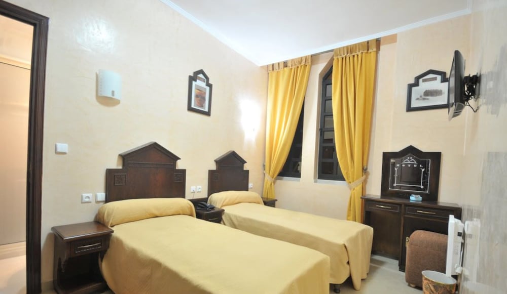 Deluxe Double Or Twin Room photo 1