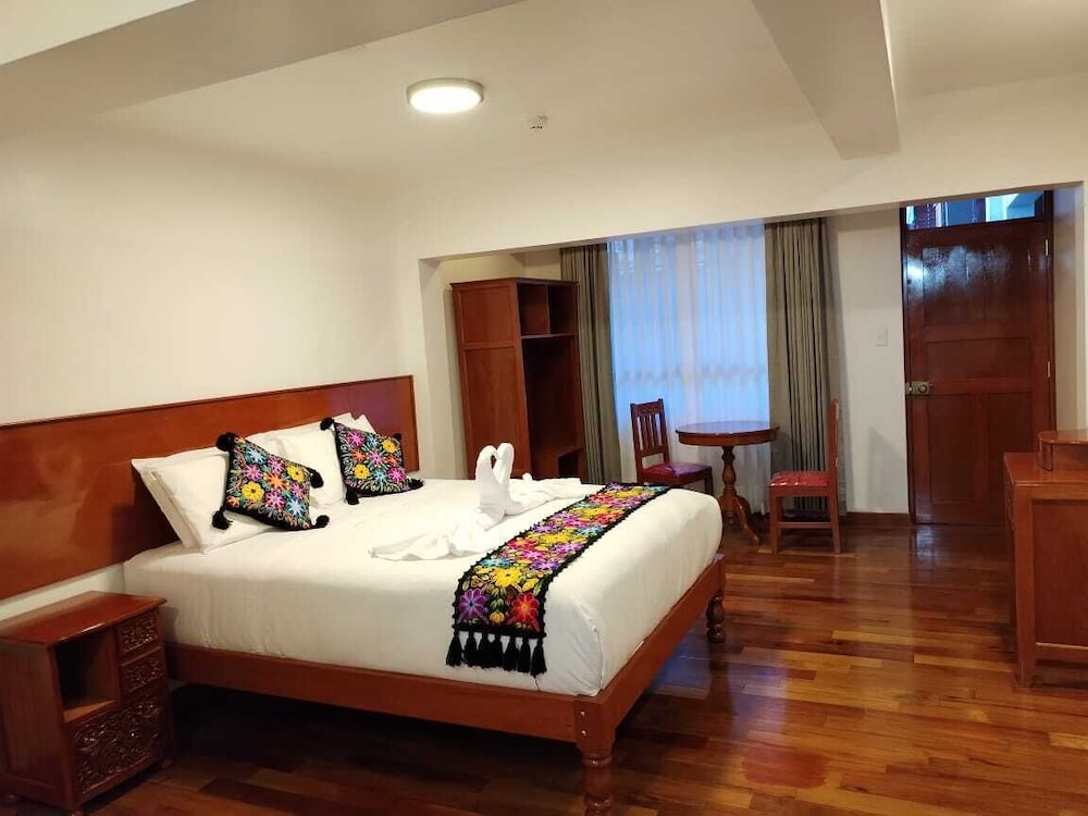 Superior Studio Suite, 1 King Bed