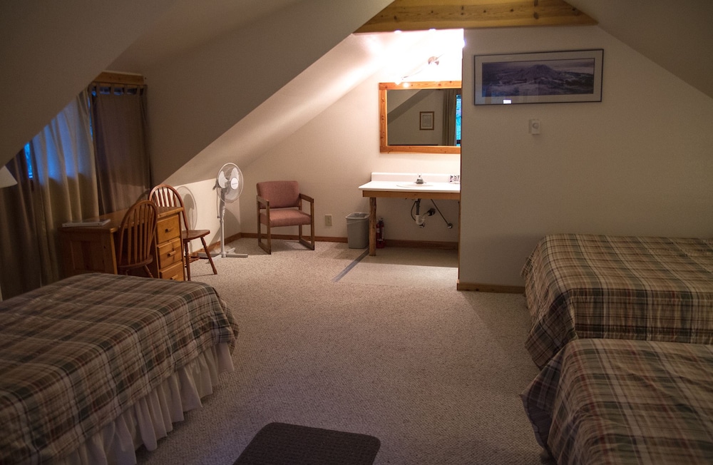 Triple Room, 1 Bedroom (Room 21)
