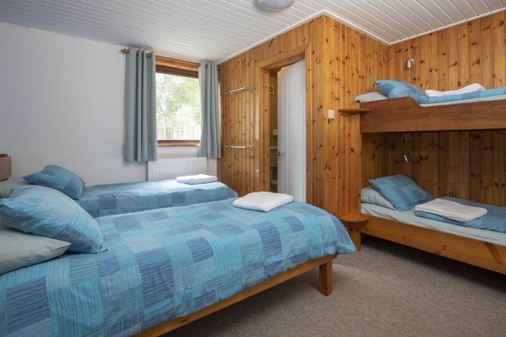 Basic Quadruple Room photo 2