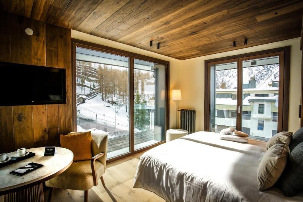 Superior Double Room, Terrace, Mountain View