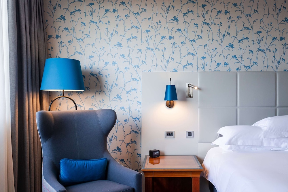 Executive Room photo 1