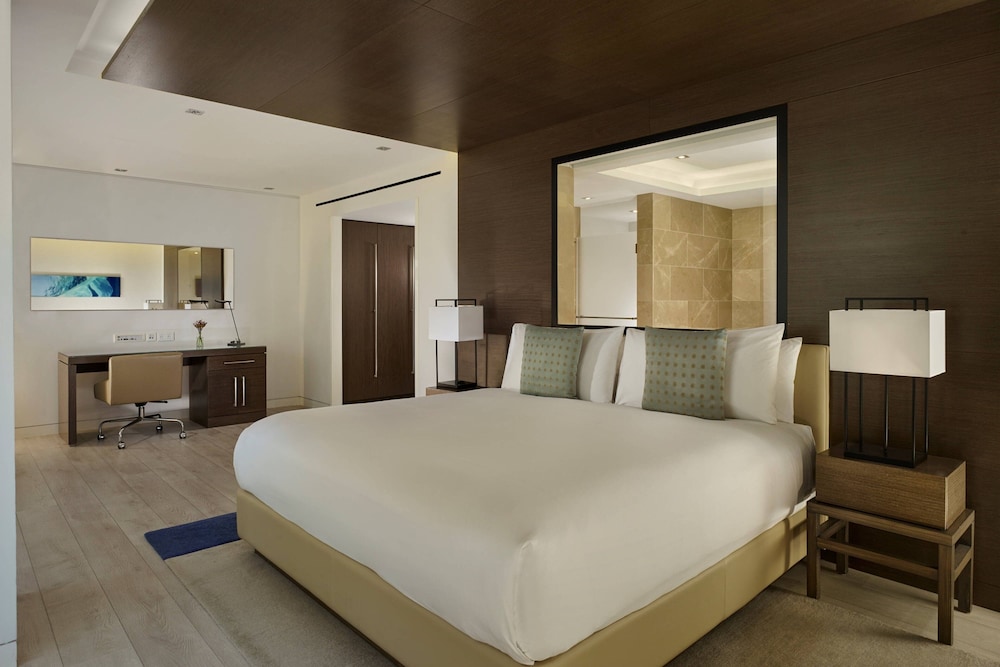Deluxe Sea View Room, 1 King Bed