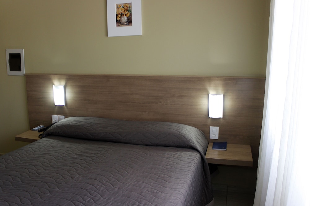 Deluxe Twin Room - Photo 2