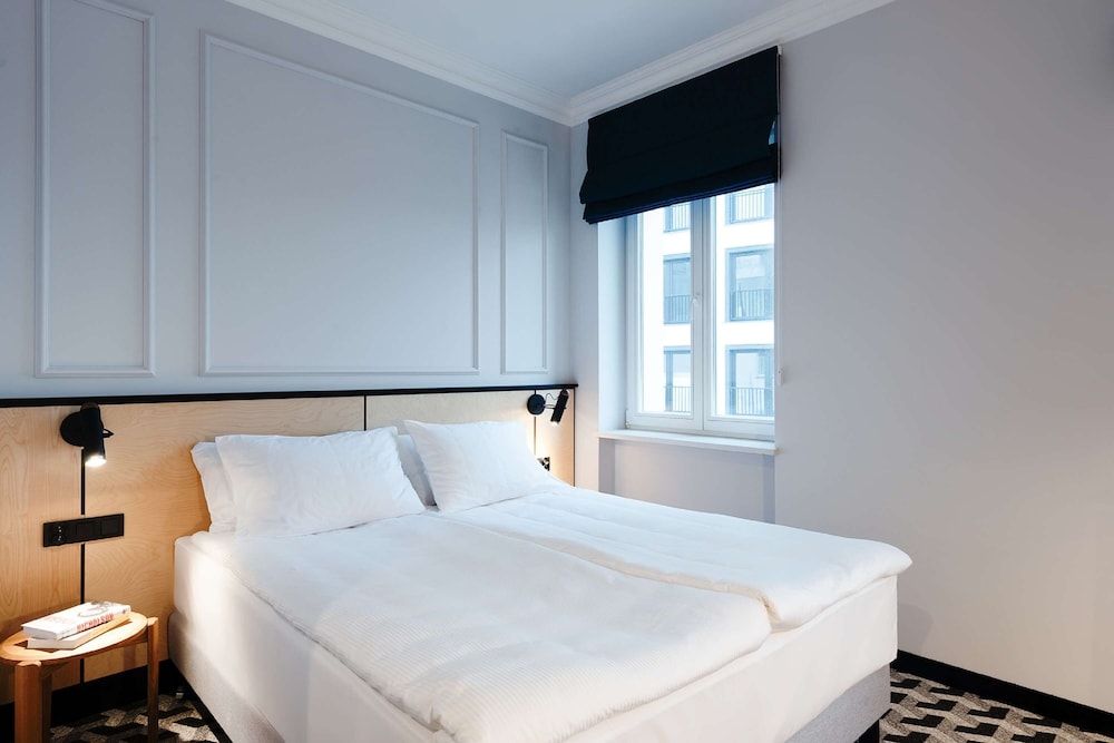 Standard Room, 1 Queen Bed photo 1