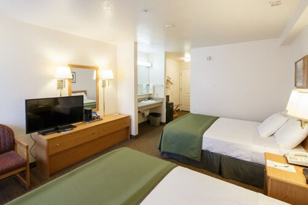 Standard Room, 2 Queen Beds