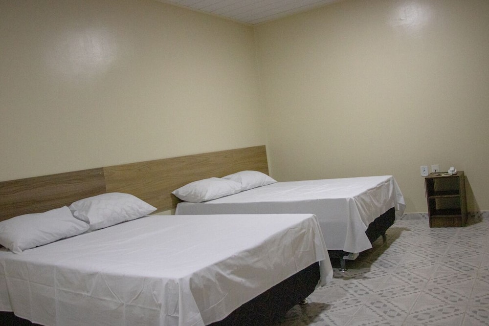 Basic Twin Room photo 3