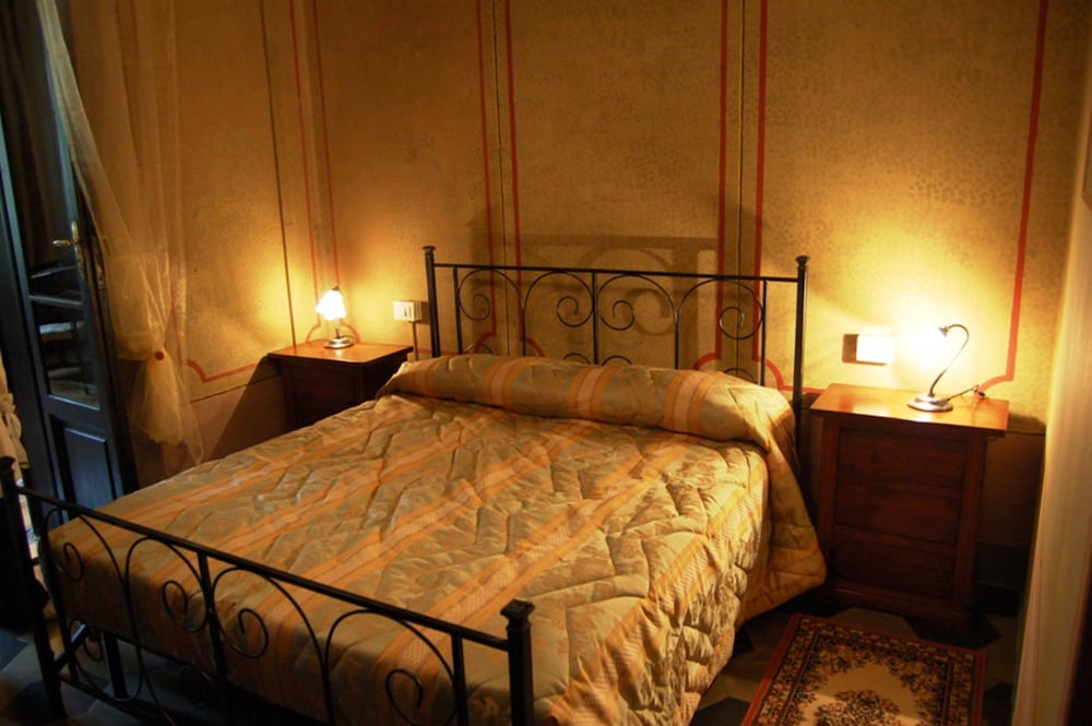 Family Suite, 1 Double Bed with Sofa bed, Private Bathroom photo 2