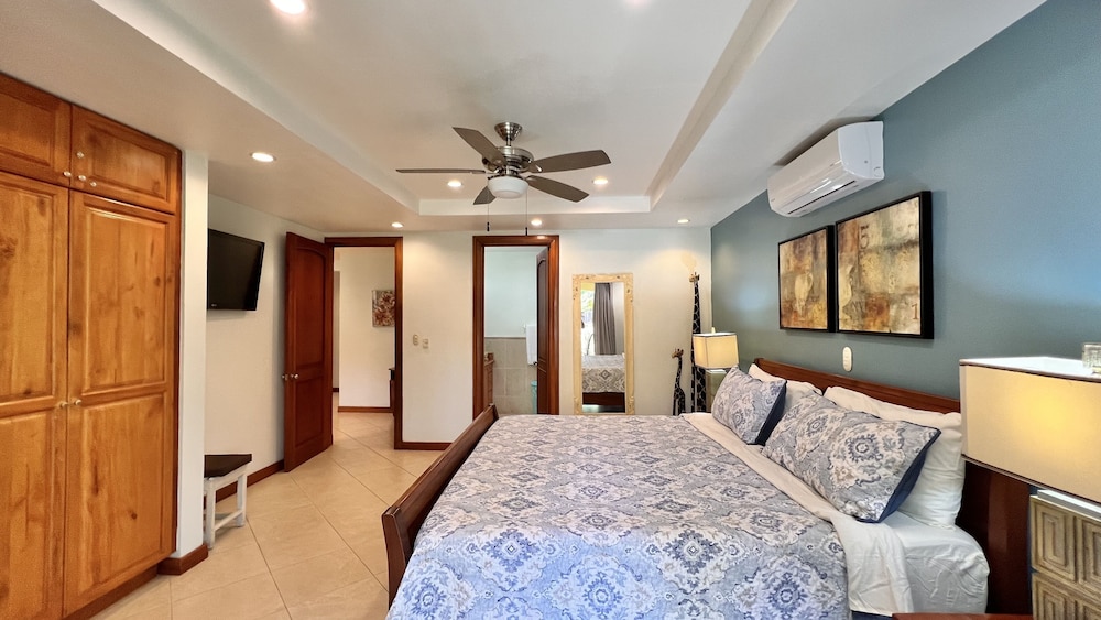 Panoramic Apartment photo 2