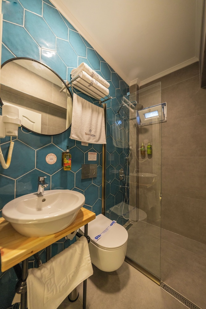 Deluxe Double Room, City View photo 3