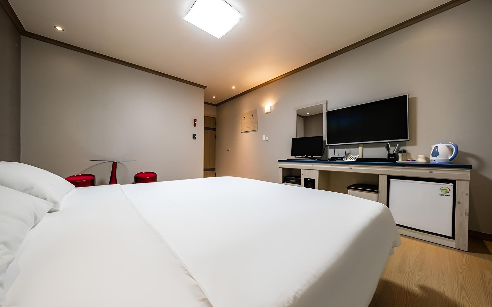 Room (Standard Room) photo 1