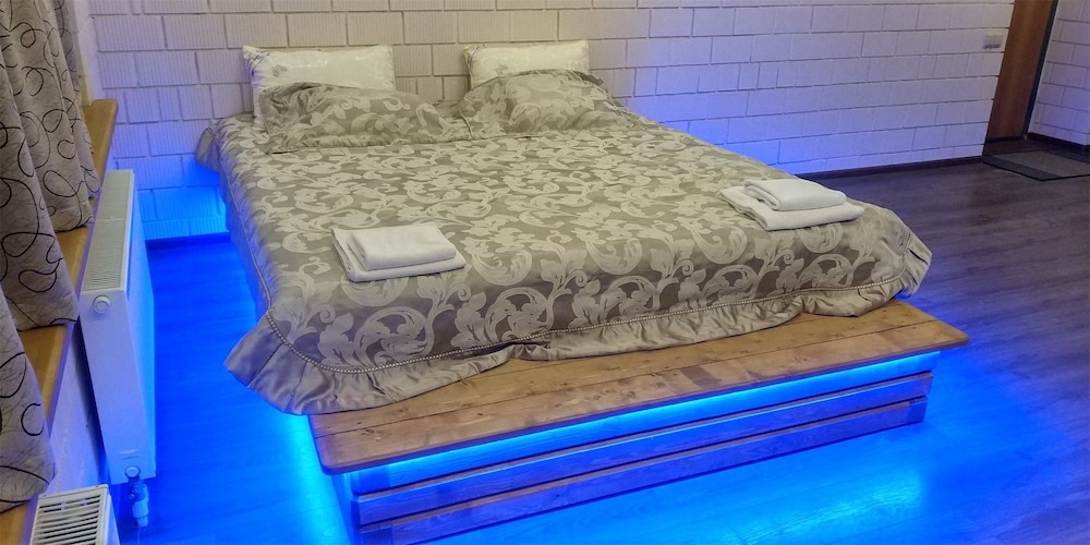 Deluxe Apartment, 1 King Bed, River View