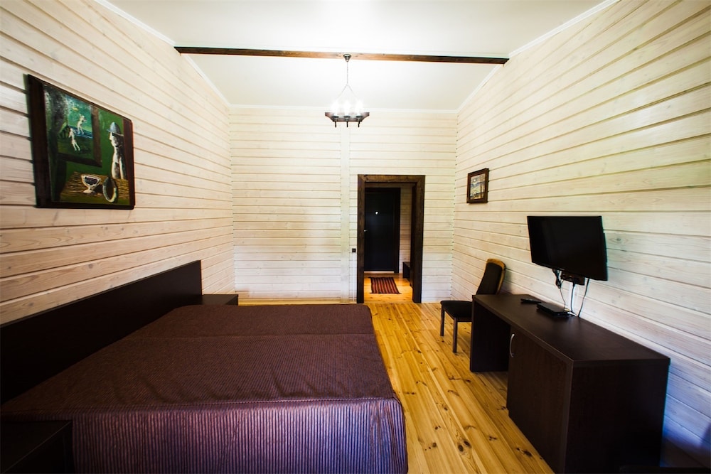 Double Or Twin Room (Large) photo 2