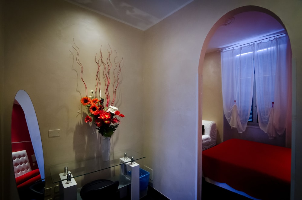 Triple Room - Photo 9