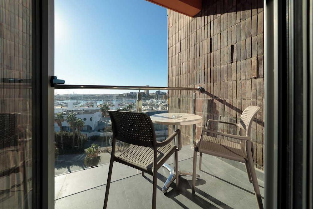 The Innside Room Harbour View - Photo 4