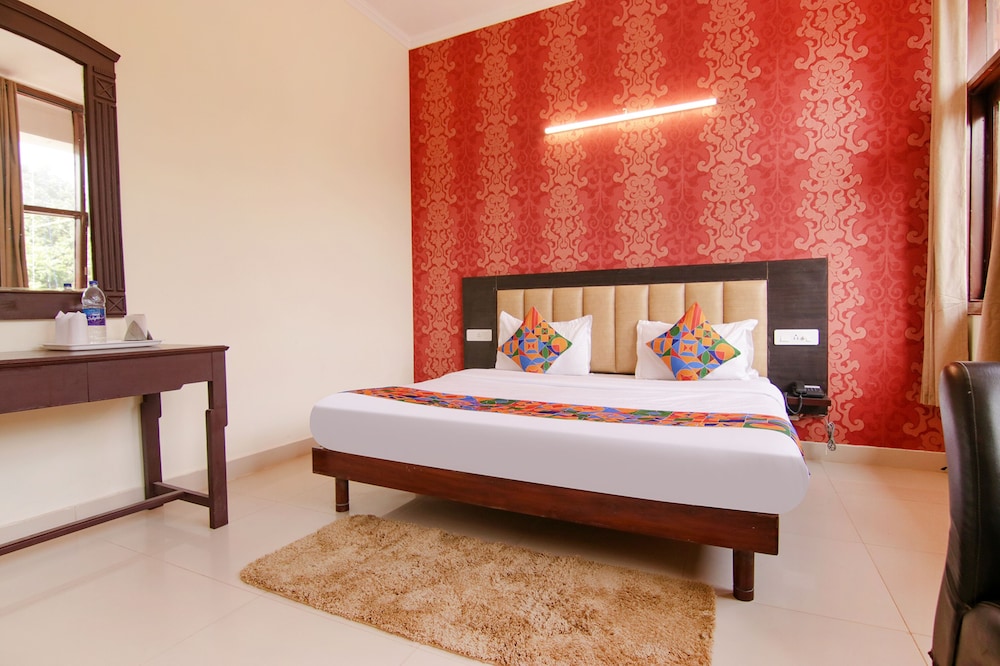 Family Room - Photo 1