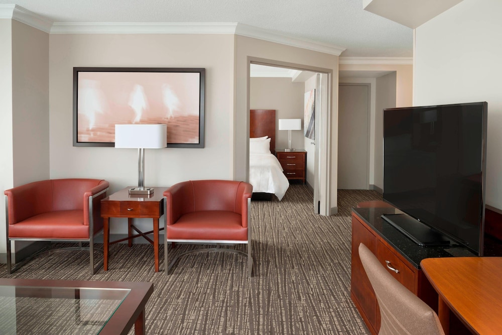 Suite, 1 Bedroom thumbnail 6