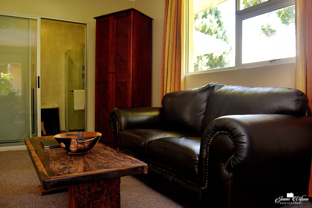 Garden Room - Photo 3