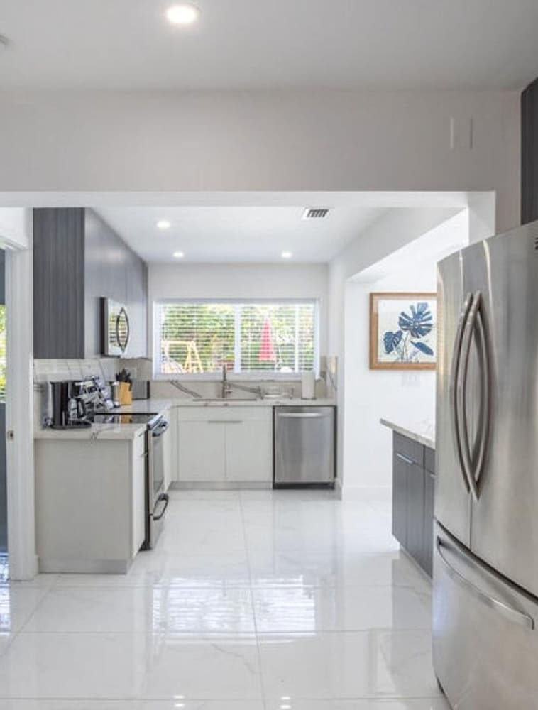Fresh Luxe Villa w Heated Pool Grill Chill Spots, Billede 33