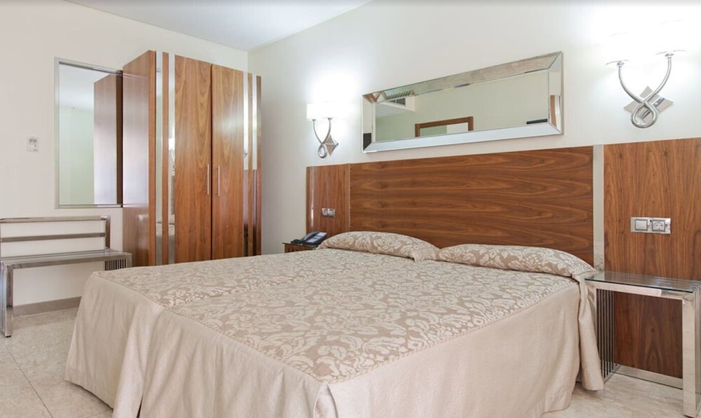 Twin Room, Panoramic View photo 3