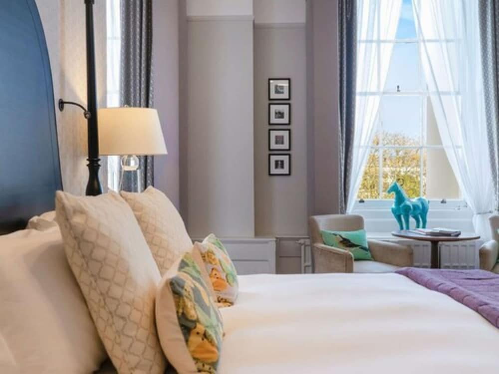 Superior Suite, 1 King Bed, Ensuite - Photo 6