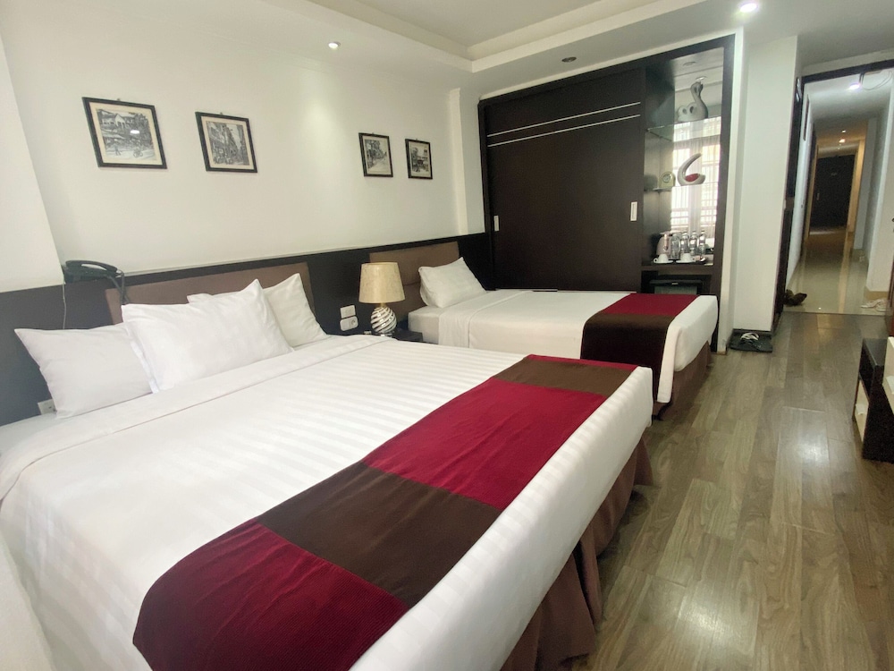 Executive Triple Room, City View