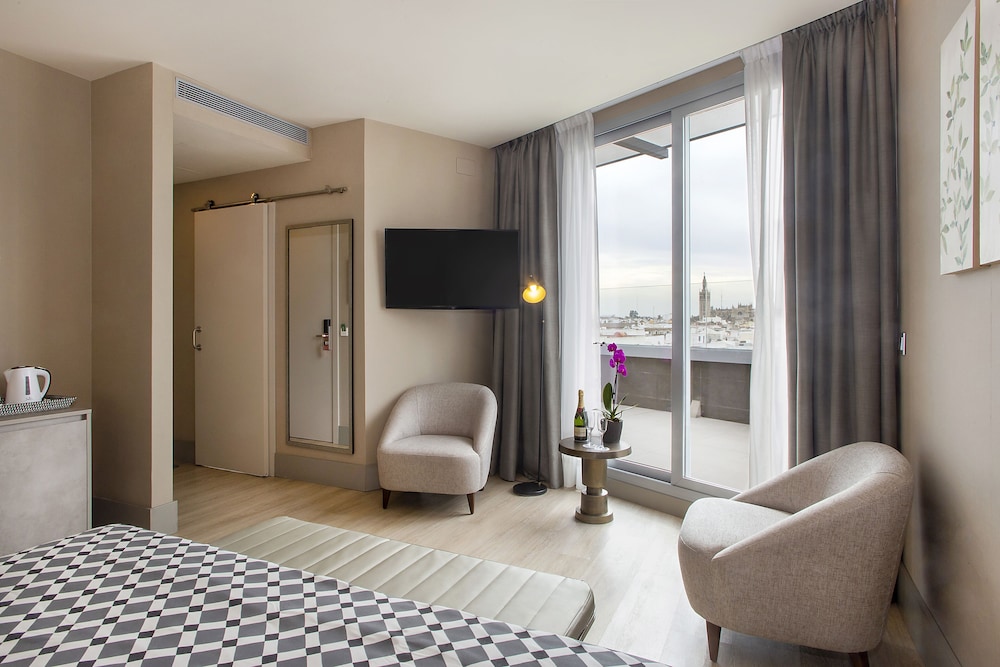 Deluxe Double Room - Photo 5
