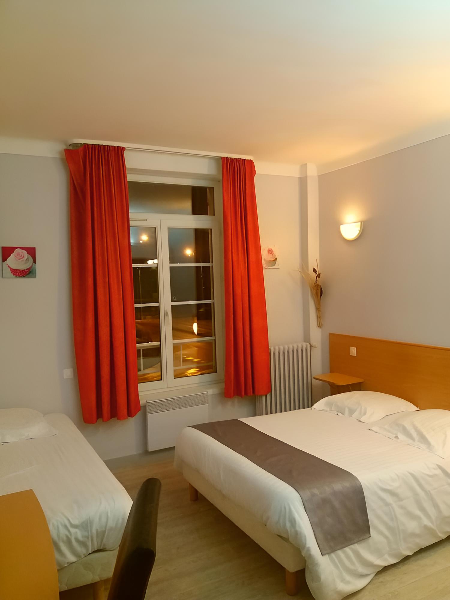 Triple Room photo 2