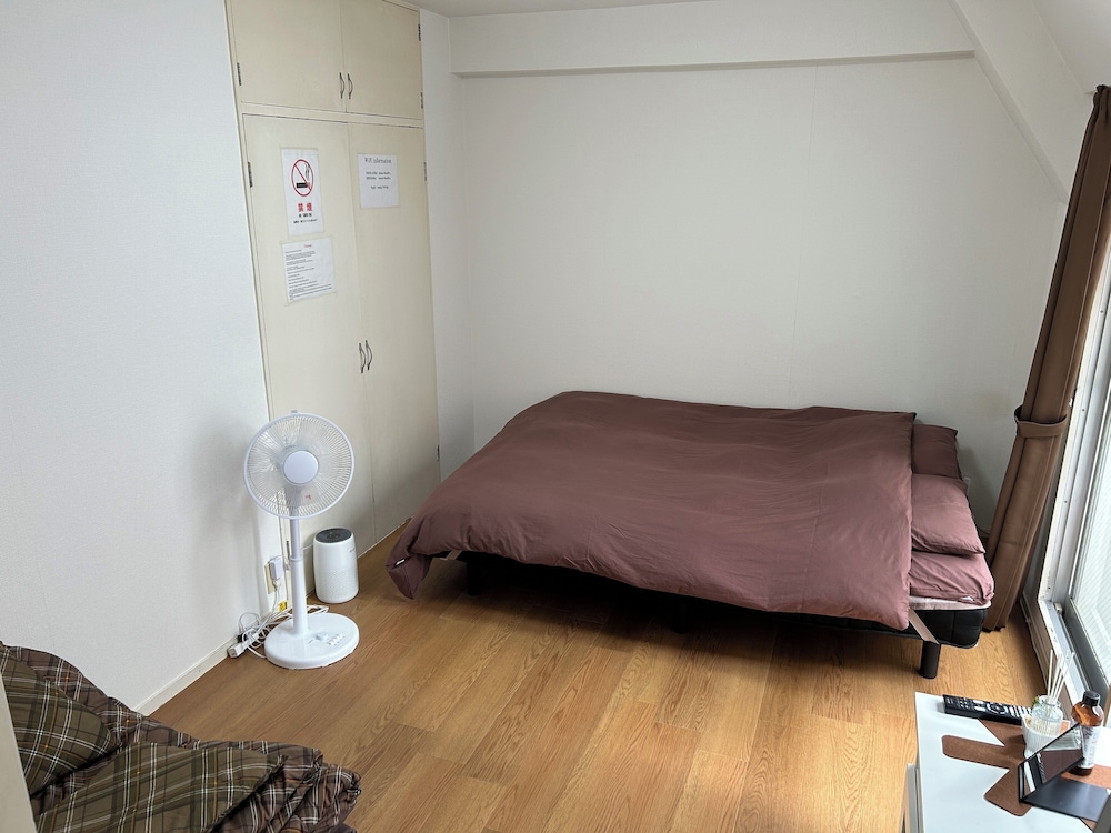Standard Room, Non Smoking (202) - Photo 10