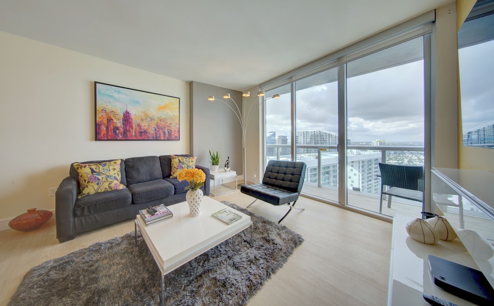 Boutique Apart, 1 King & Sofa Bed, Sauna, River/City Views, Balcony4606 thumbnail 6