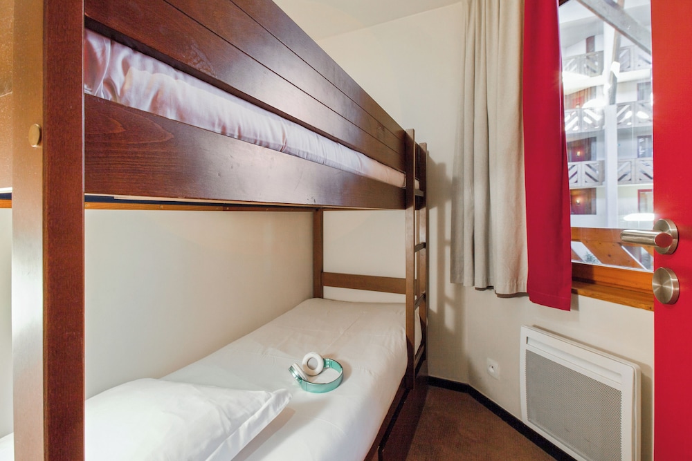 Appartement 6 personnes - 1 chambre + 1 coin nuit - Standard photo 1