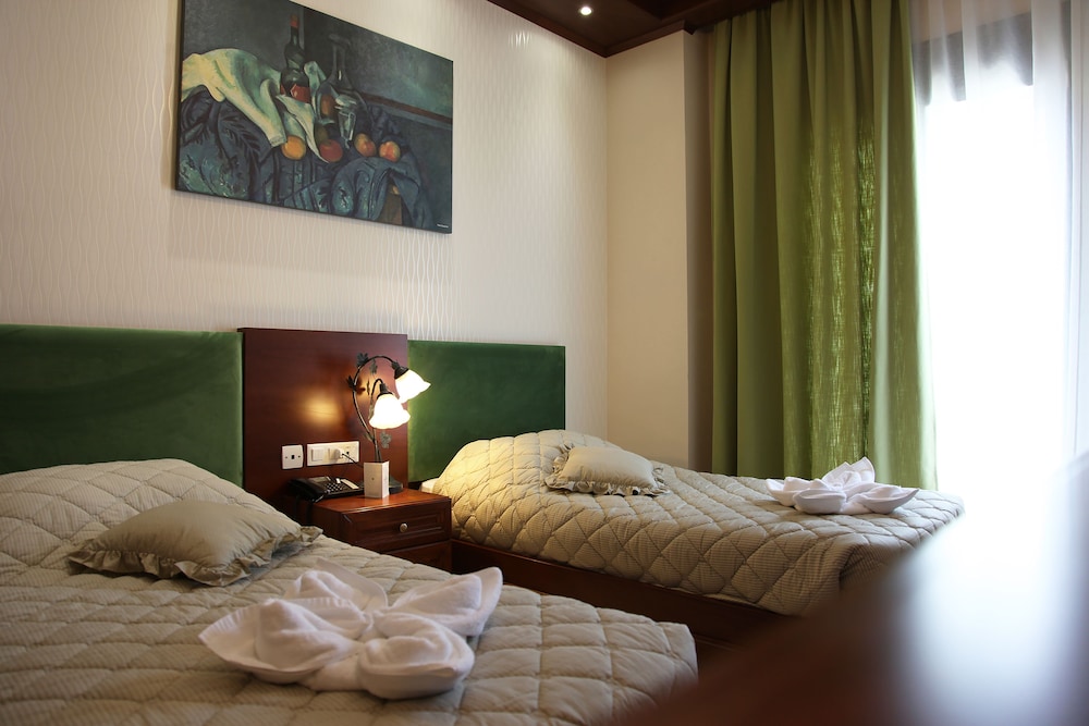 Deluxe Room With Mountain View photo 1