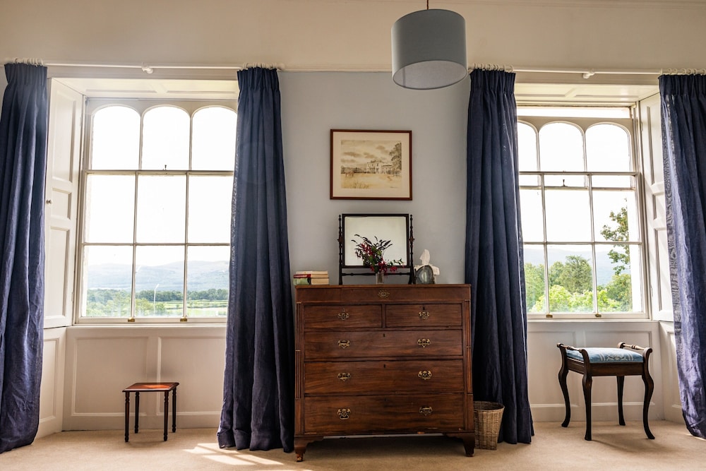 Luxury Double Room, Ensuite, Mountain View (Main House) photo 3