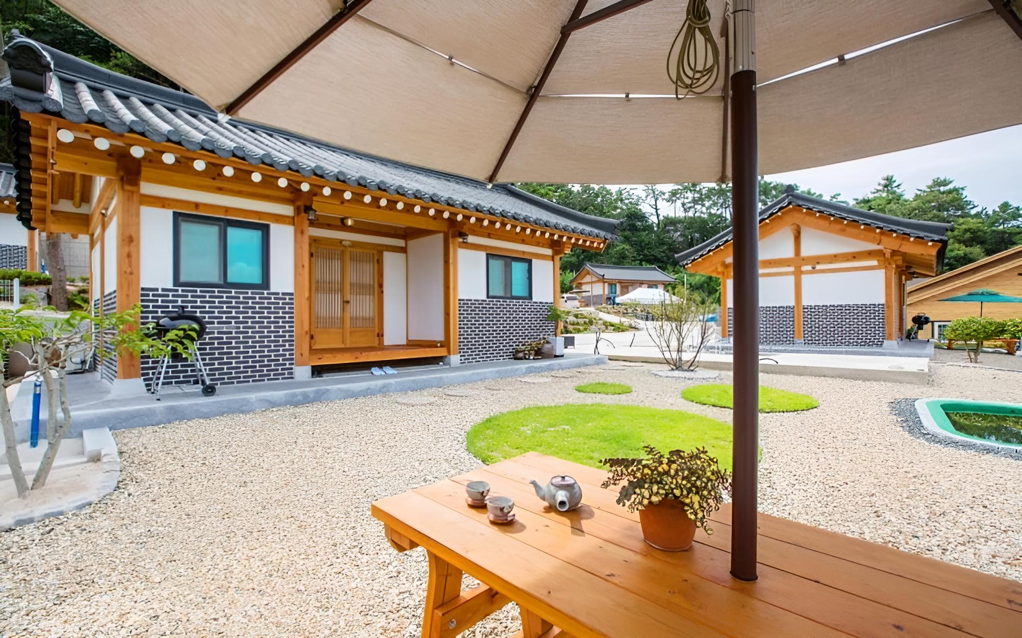 Room (Building 1 (Private BBQ)) photo 1