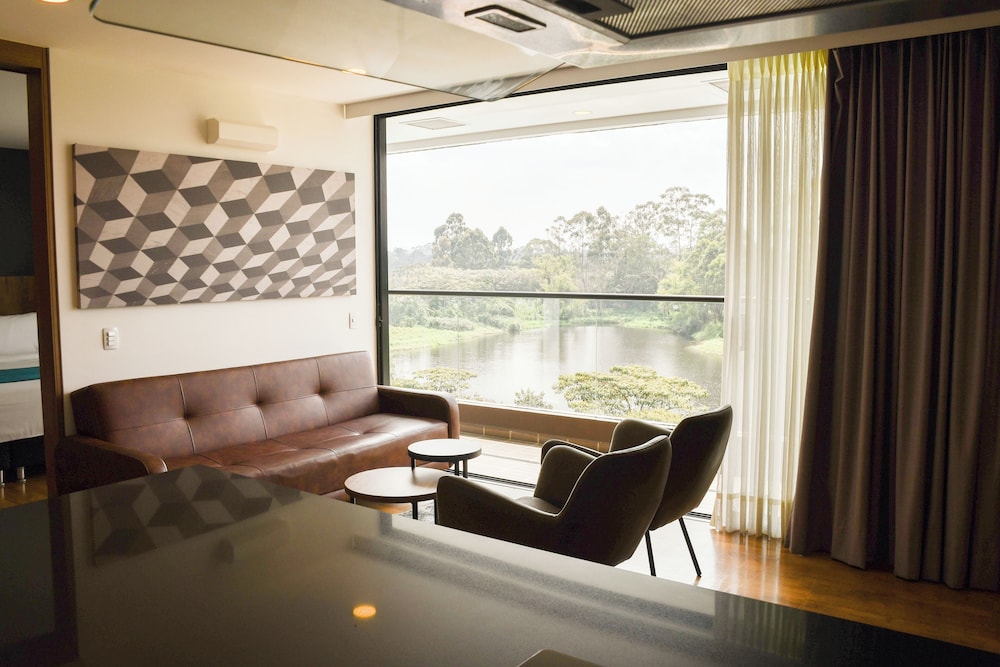 Suite, 1 King Bed with Sofa bed, Lake View photo 2