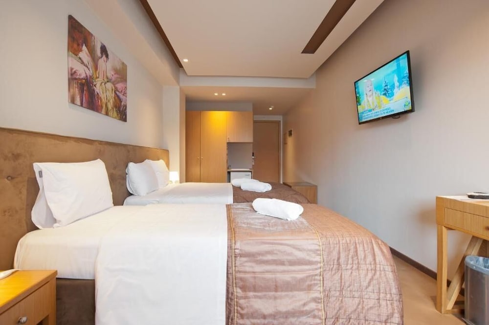 Standard Triple Room, Sea View photo 3