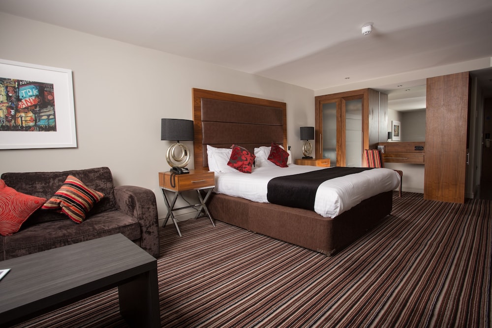 Contemporary Junior Suite - Photo 1