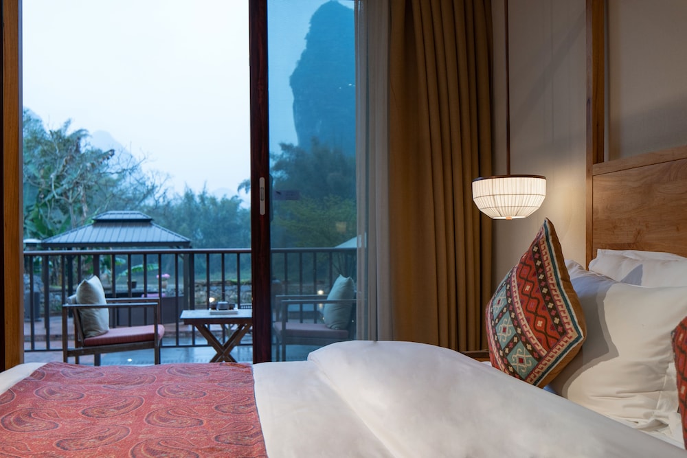 Suite With Balcony, King photo 2