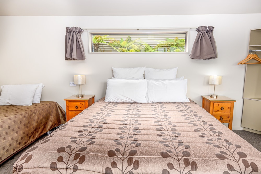Studio Cottage, Mountain View - Photo 8