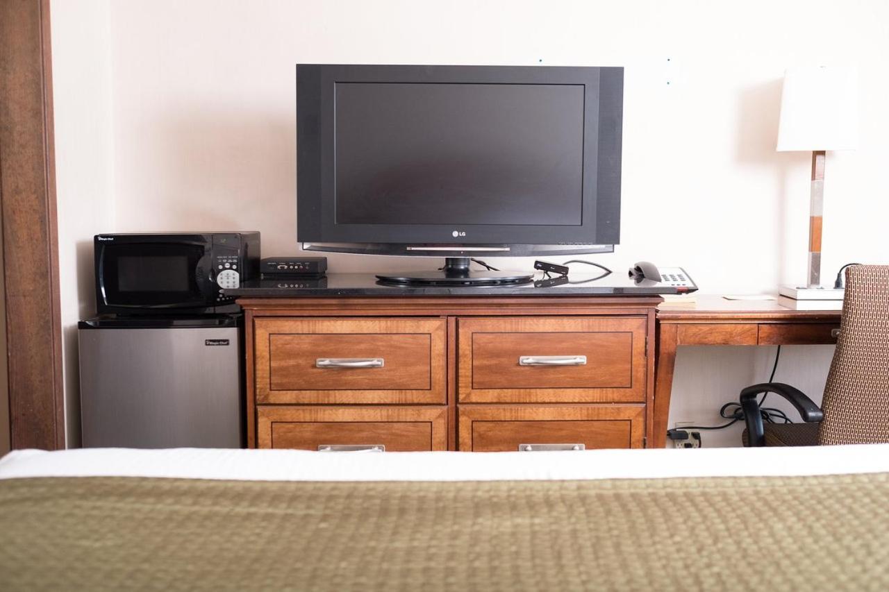Queen Room - Photo 3