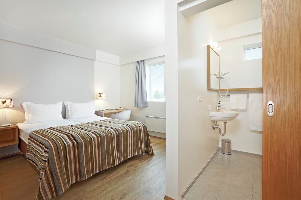 Standard Double Room, 1 Queen Bed - Photo 1