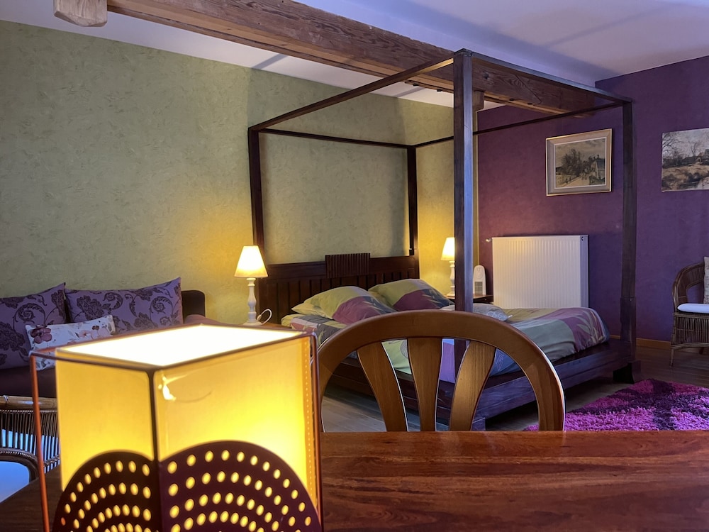 Family Quadruple Room, Ensuite, Park View (La Thierache) photo 3